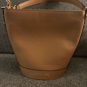 Brand new bucket bag